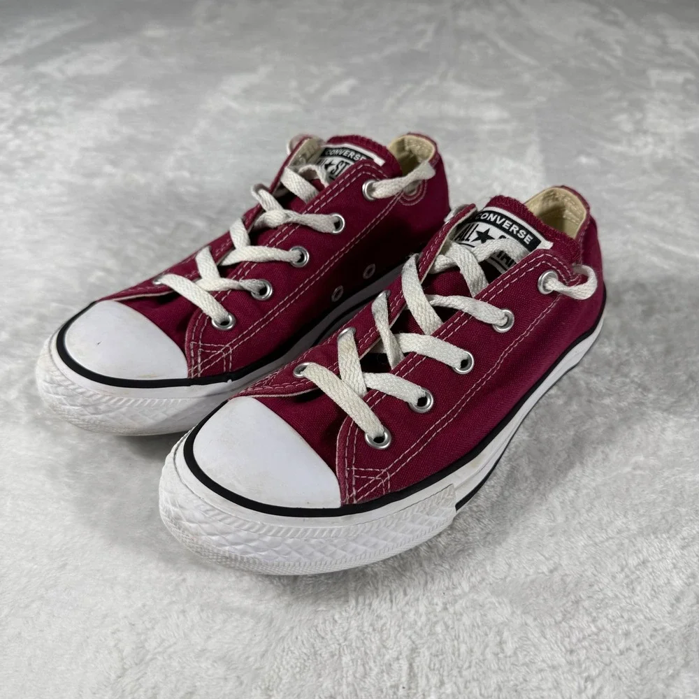 Converse Chuck Taylor All Star Maroon Low Top Youth Sneakers Size 3Y